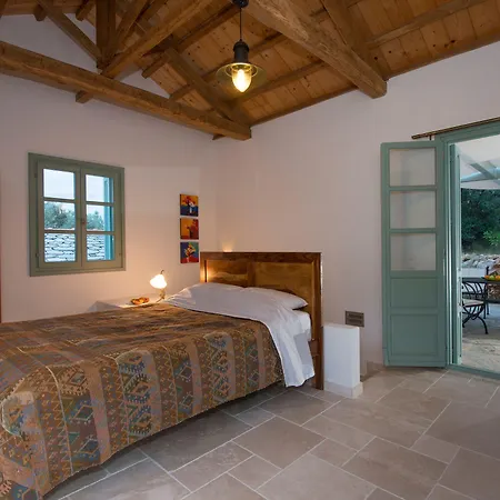 Aquilo Megali Ammos (Alonissos)