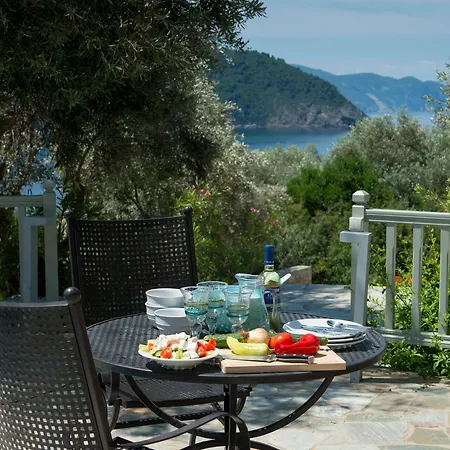 Aquilo Megali Ammos (Alonissos)