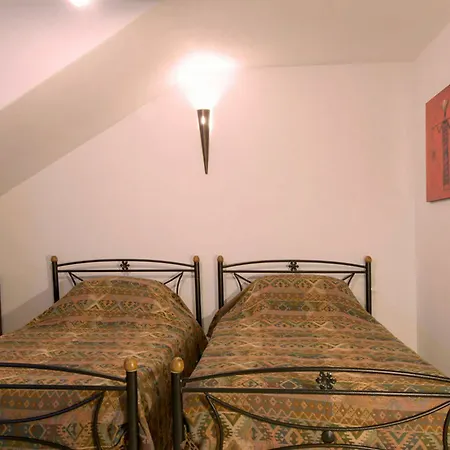 Aquilo Megali Ammos (Alonissos)